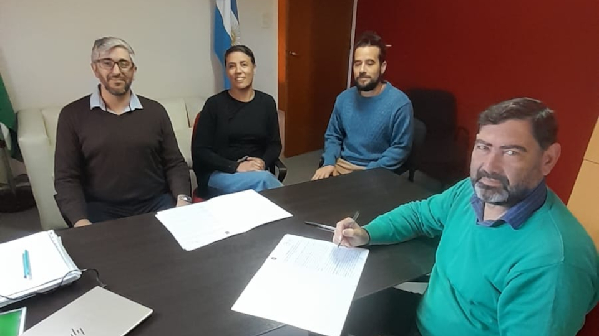 Convenio entre la Sede Atlántica y el Colegio de Psicólogos del Valle Inferior