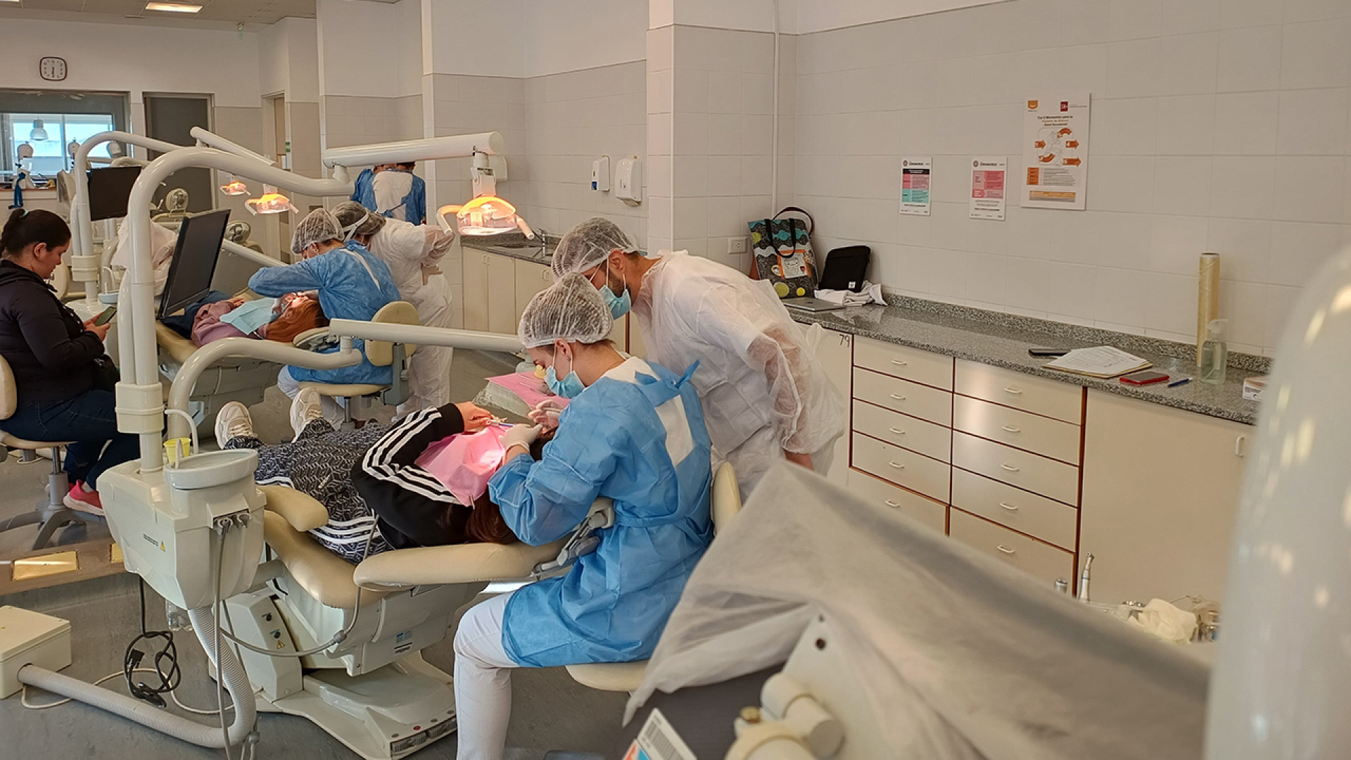 Comenzó el curso de posgrado Ortodoncia Clínica Nivel I en la UNRN