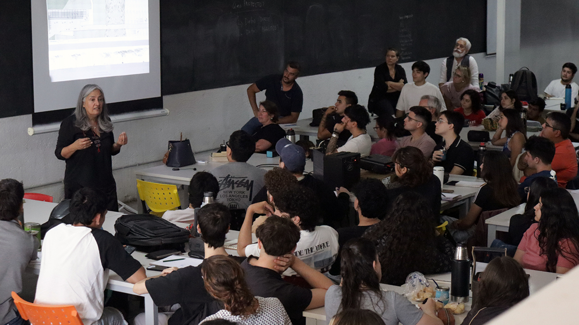 Estudiante de Arquitectura de la UNRN es finalista del Premio Aróztegui en Arquisur 2025