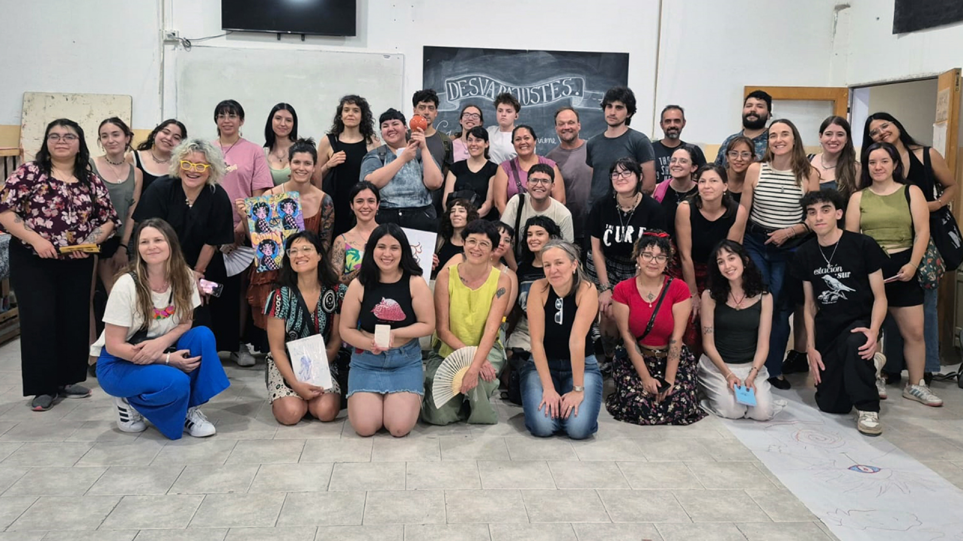 Artistas y gestores culturales del Alto Valle se unieron para \