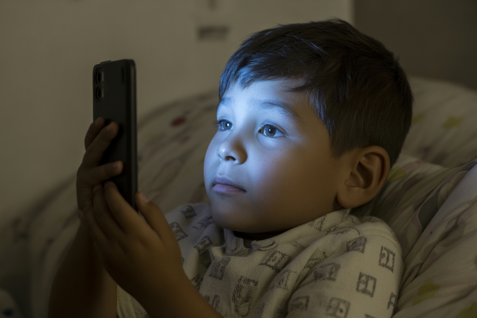 Estudio de la UNRN analiza problemas de sueño en niños y niñas de Bariloche