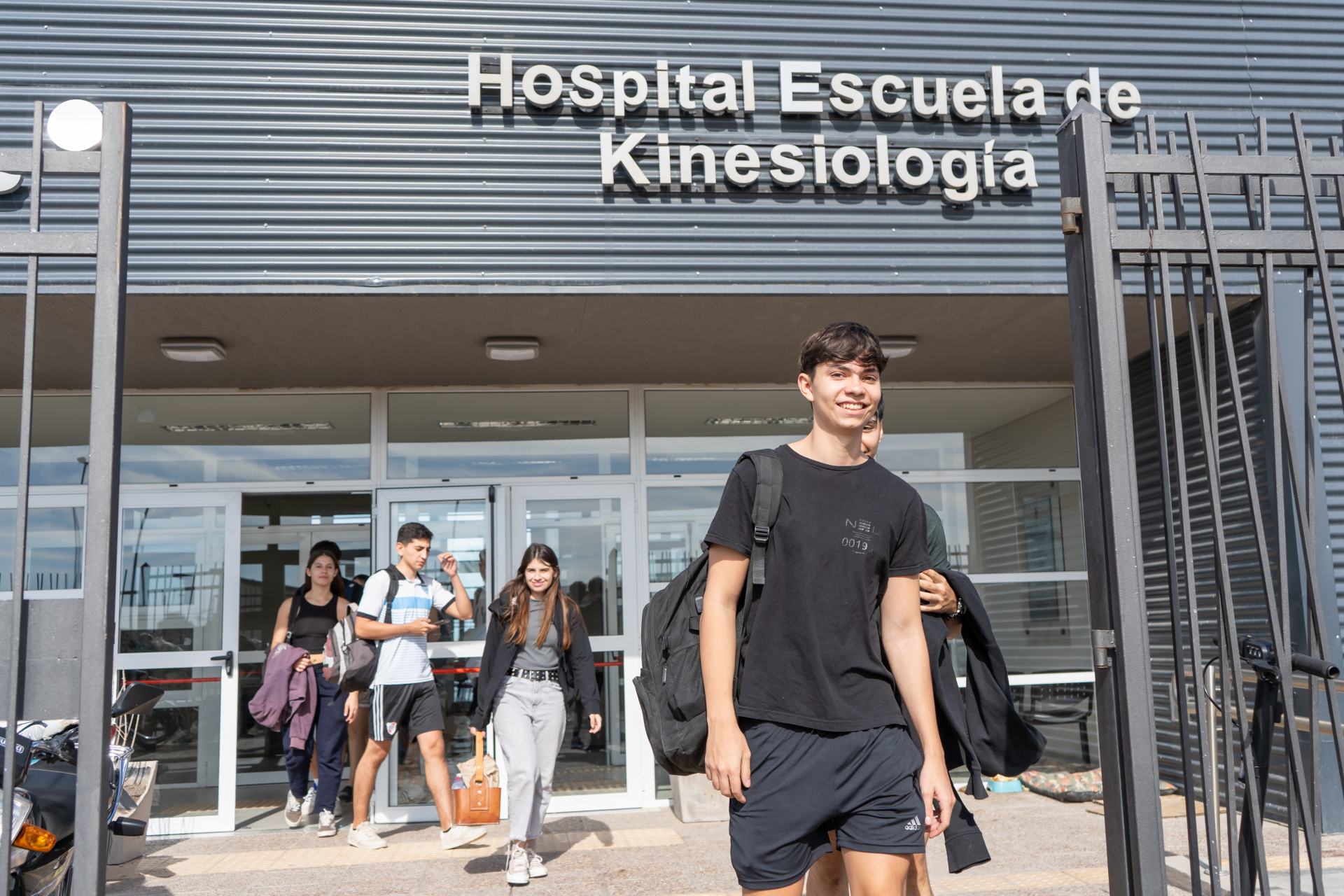 Convocatoria abierta: Becas del Fondo Solidario para Kinesiología y Nutrición