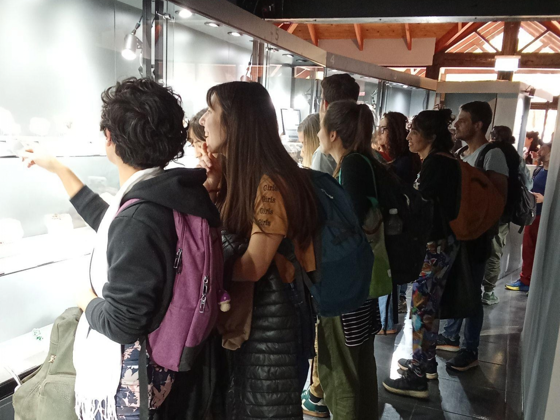 Ciencia y Territorio: Se renueva el compromiso entre la UNRN y Fundación Cooperar para las prácticas en el Geomuseo