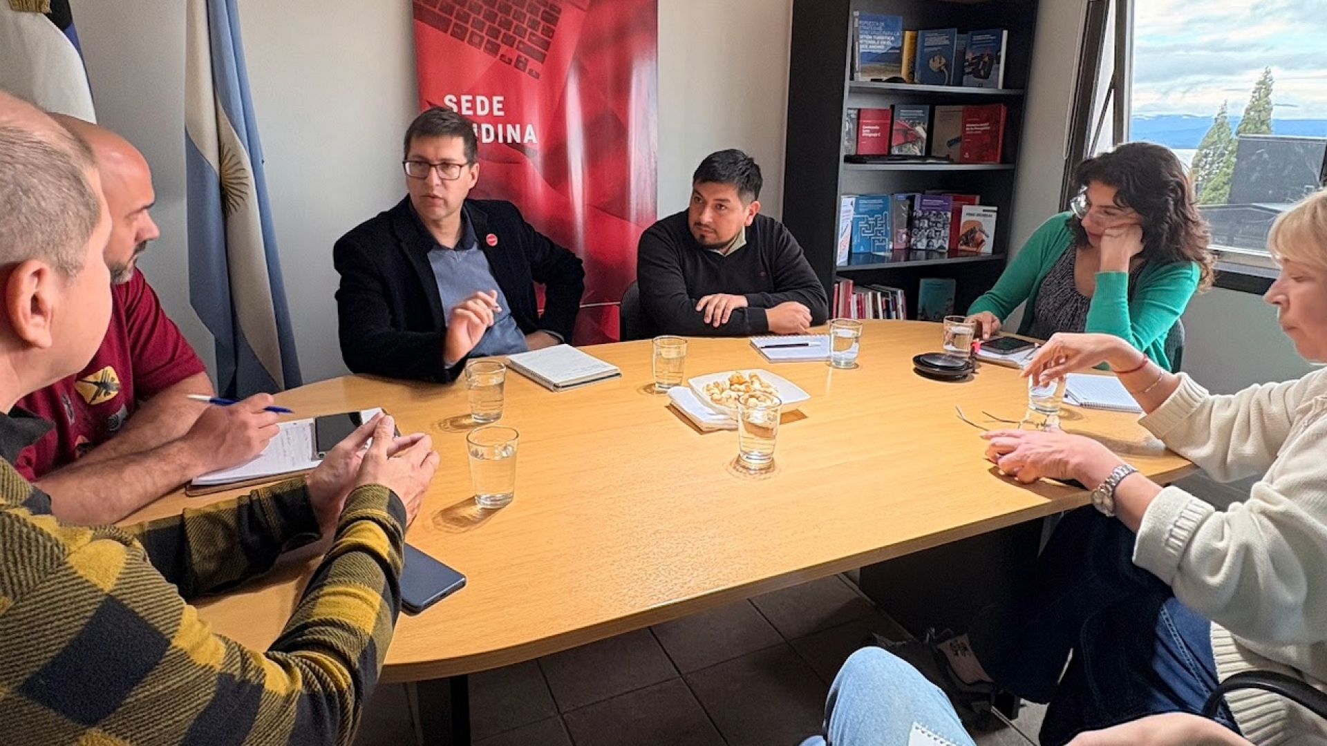 Encuentro con el intendente de Ñorquinco  