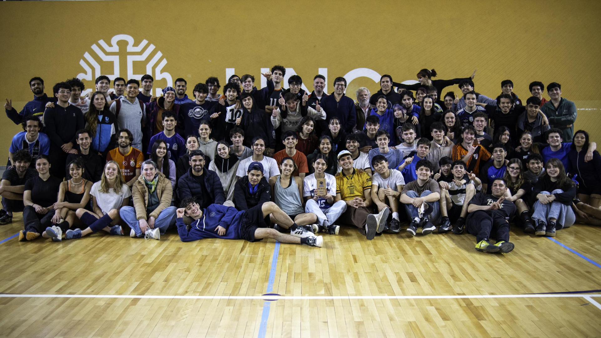 Más de 200 estudiantes participaron de la jornada organizada por la Federación del Deporte Universitario Argentino