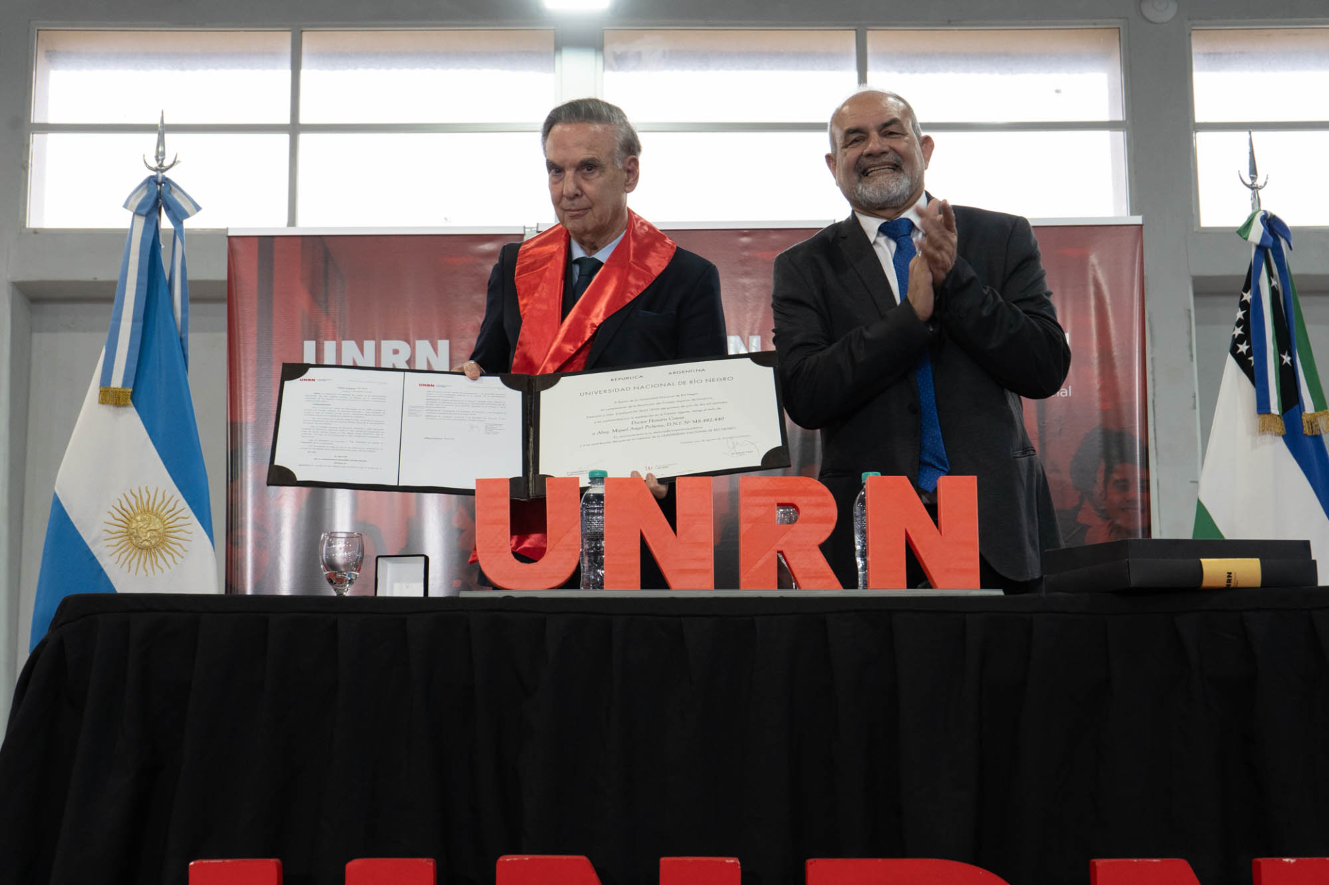 Doctorado Honoris Causa a Miguel A. Pichetto: \