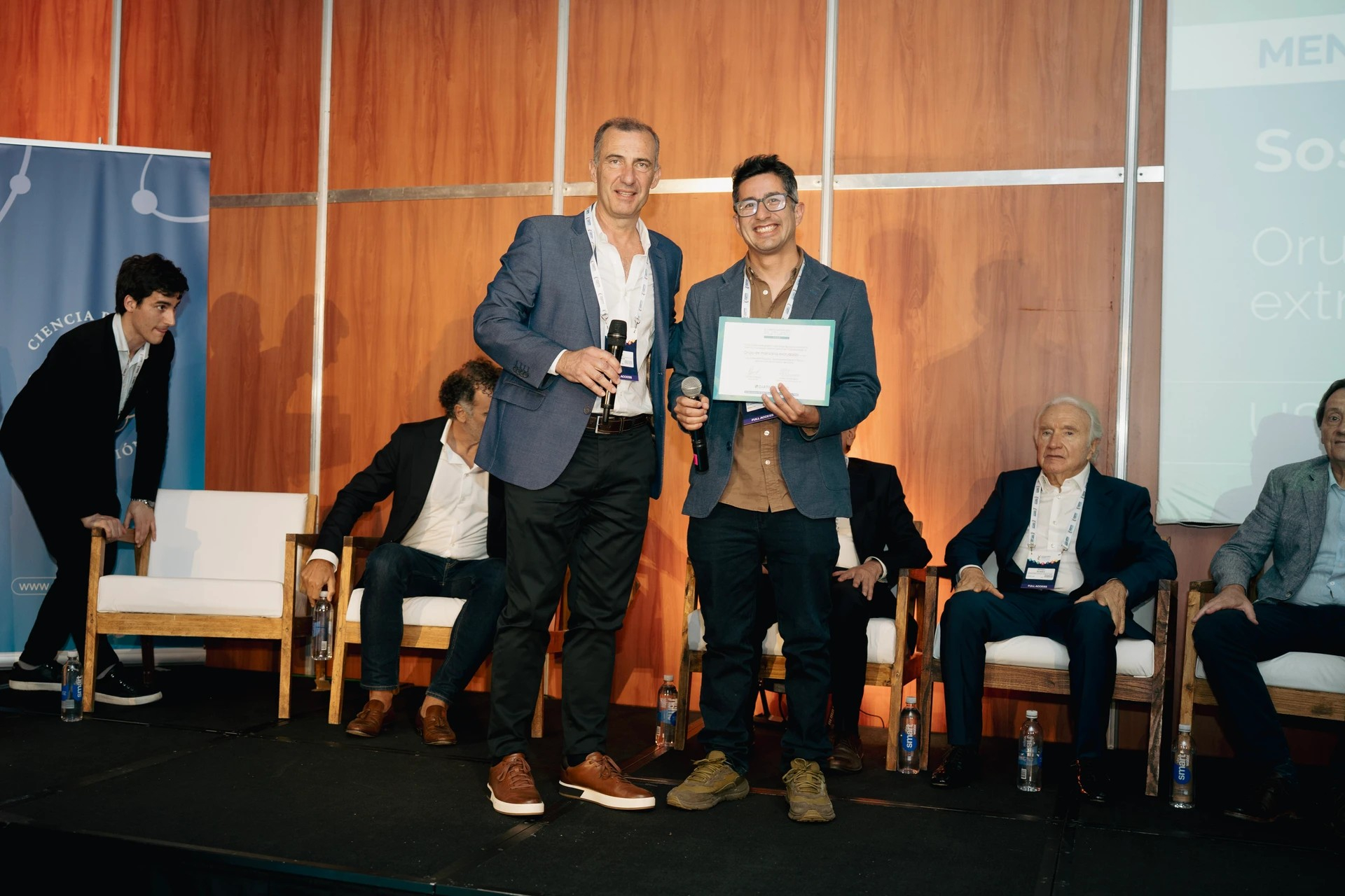 El proyecto de orujo de manzana de la UNRN, premiado en el concurso \